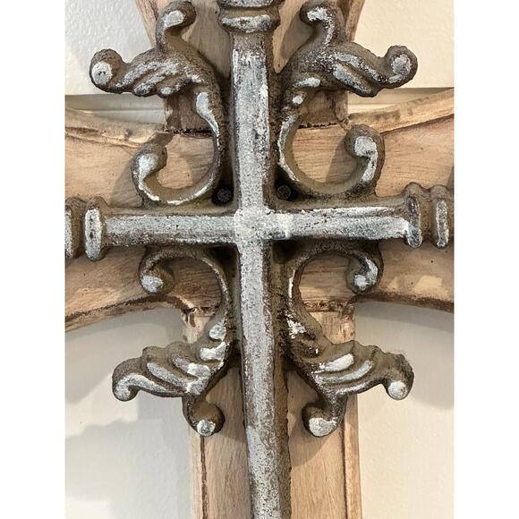 Heavy Primitive Rustic Wooden Cross with Intricate Cast Iron Overlay 17" x 12" - Picture 2 of 4